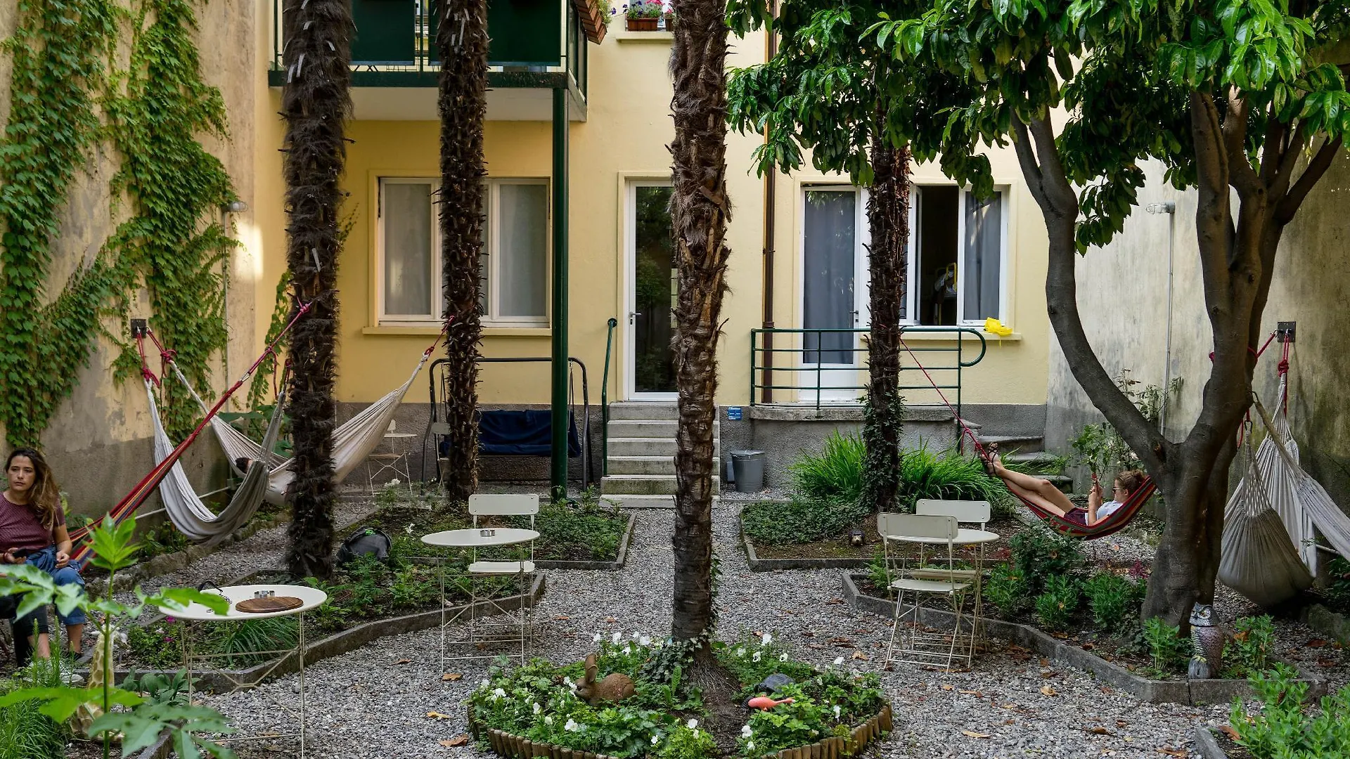 Ostello Bello Lake Como 0*,  Italy